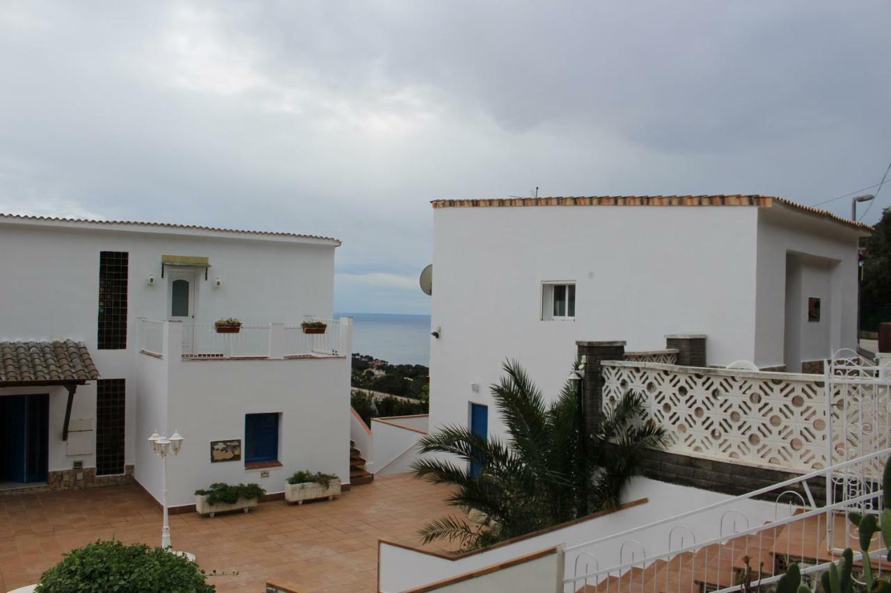 Lloret Apartments Lloret de Mar Exteriör bild